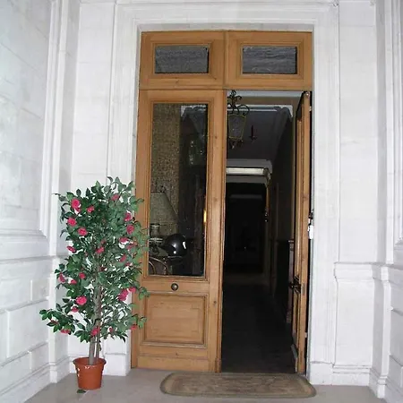 Chateau Rosemont - Grande Maison Familiale Campagne Dans Le Medoc Avec Piscine Et Tennis A 15 Mn Bordeaux 度假居 *