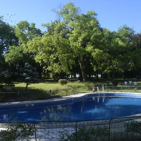 Château Rosemont - Grande Maison Familiale Campagne Dans Le Médoc Avec Piscine Et Tennis à 15 Mn Bordeaux Casa vacanze
