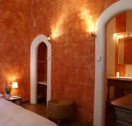 Chateau Rosemont: Family Estate With Pool & Tennis In Médoc Holiday home Labarde