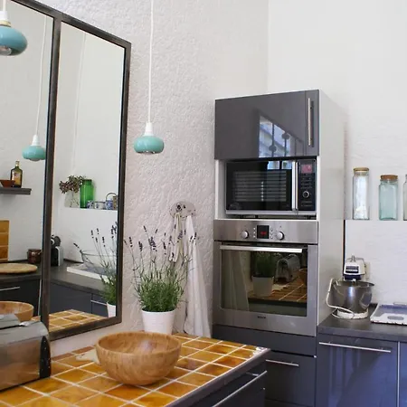 Château Rosemont - Grande Maison Familiale Campagne Dans Le Médoc Avec Piscine Et Tennis à 15 Mn Bordeaux * Labarde