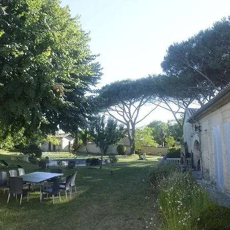 Château Rosemont - Grande Maison Familiale Campagne Dans Le Médoc Avec Piscine Et Tennis à 15 Mn Bordeaux Casa vacanze