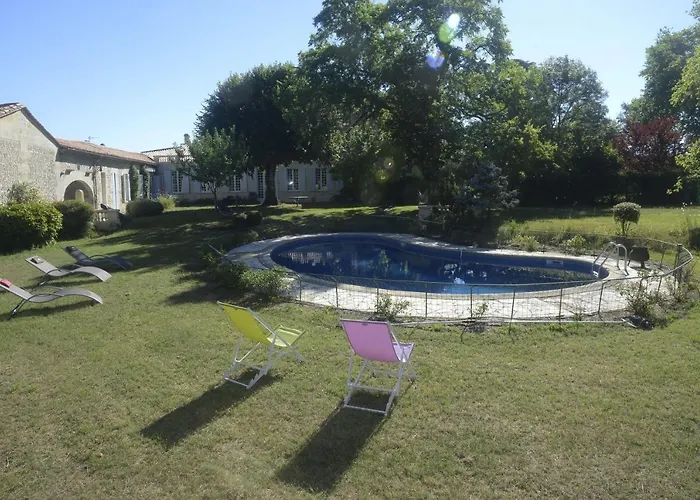 Σπίτι διακοπών Chateau Rosemont - Grande Maison Familiale Campagne Dans Le Medoc Avec Piscine Et Tennis A 15 Mn Bordeaux *